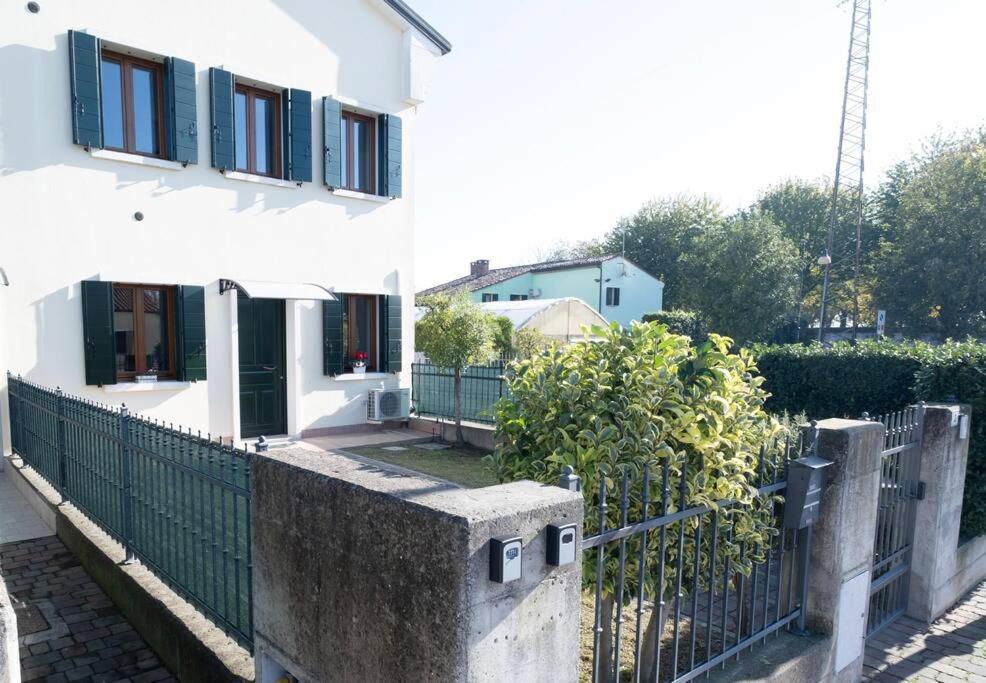 Dimore Al Borgo Монтаньяна Экстерьер фото